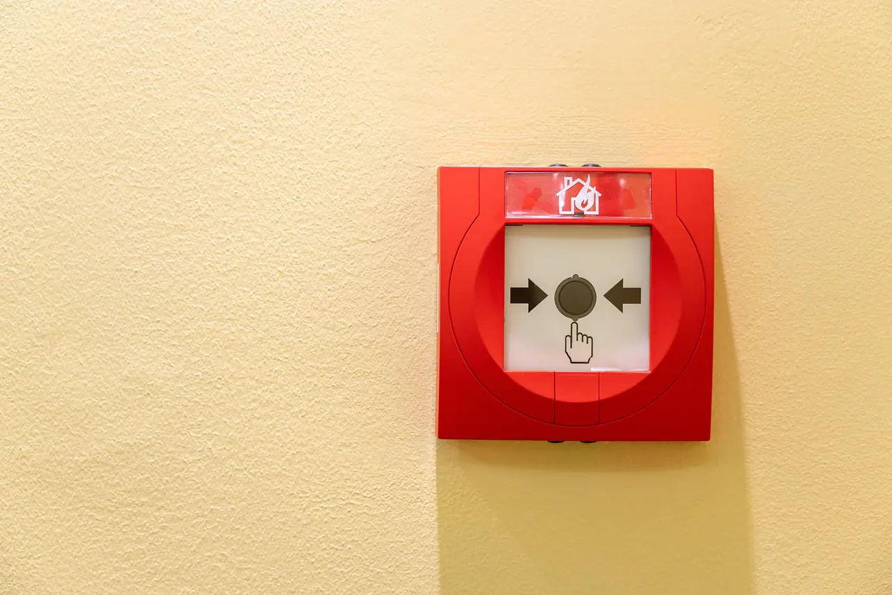 comment éteindre une alarme incendie